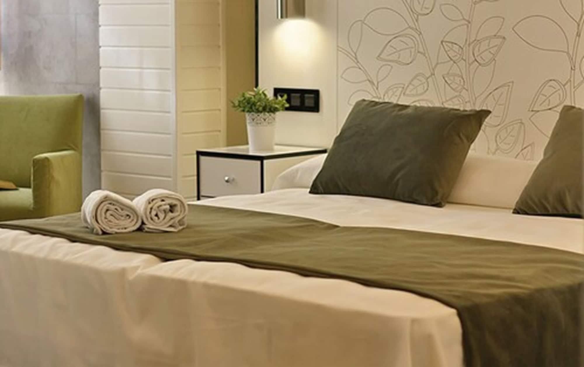מאלגה Apartamentos Suites Oficentro Deluxe מראה חיצוני תמונה
