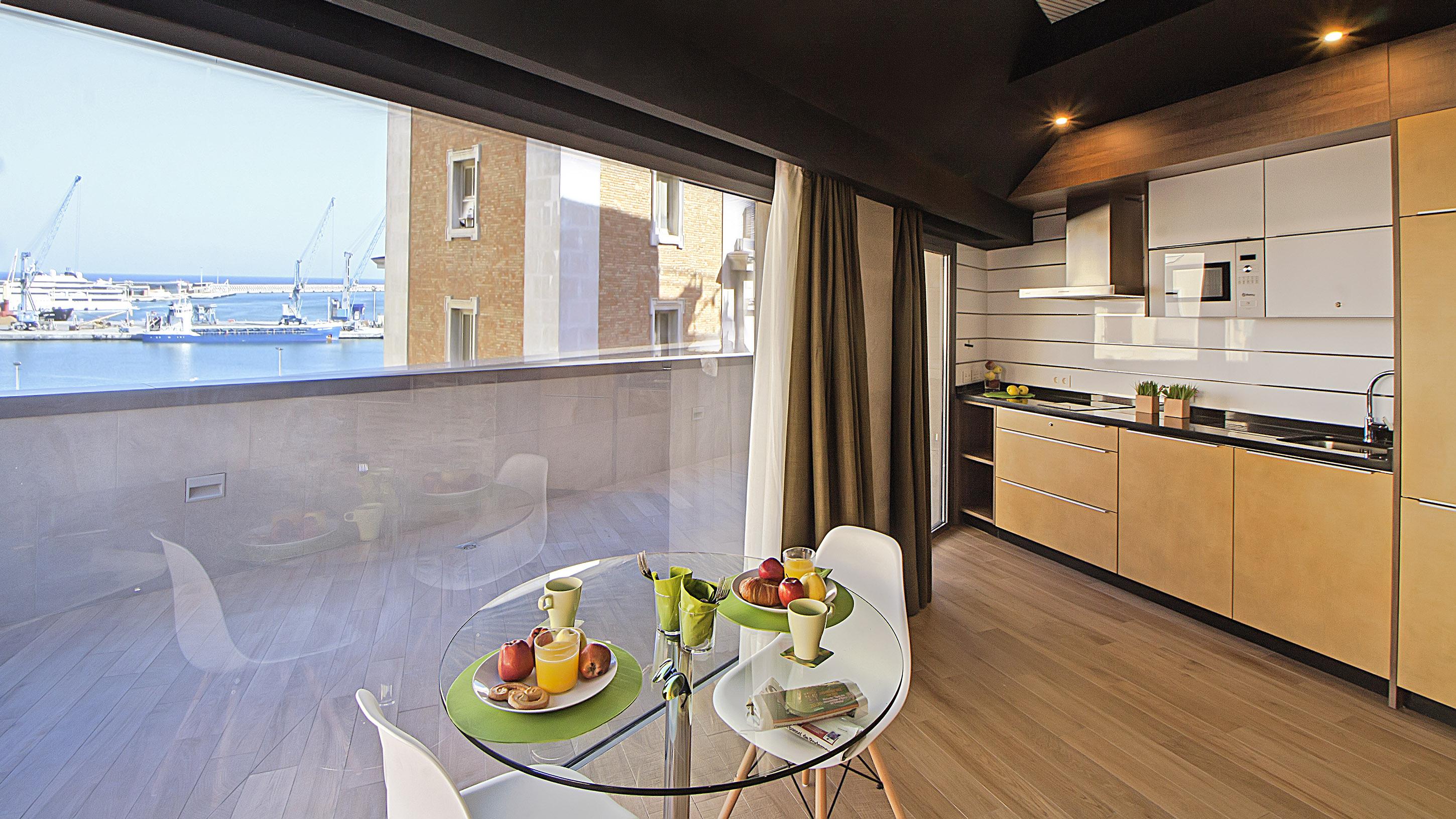 מאלגה Apartamentos Suites Oficentro Deluxe מראה חיצוני תמונה