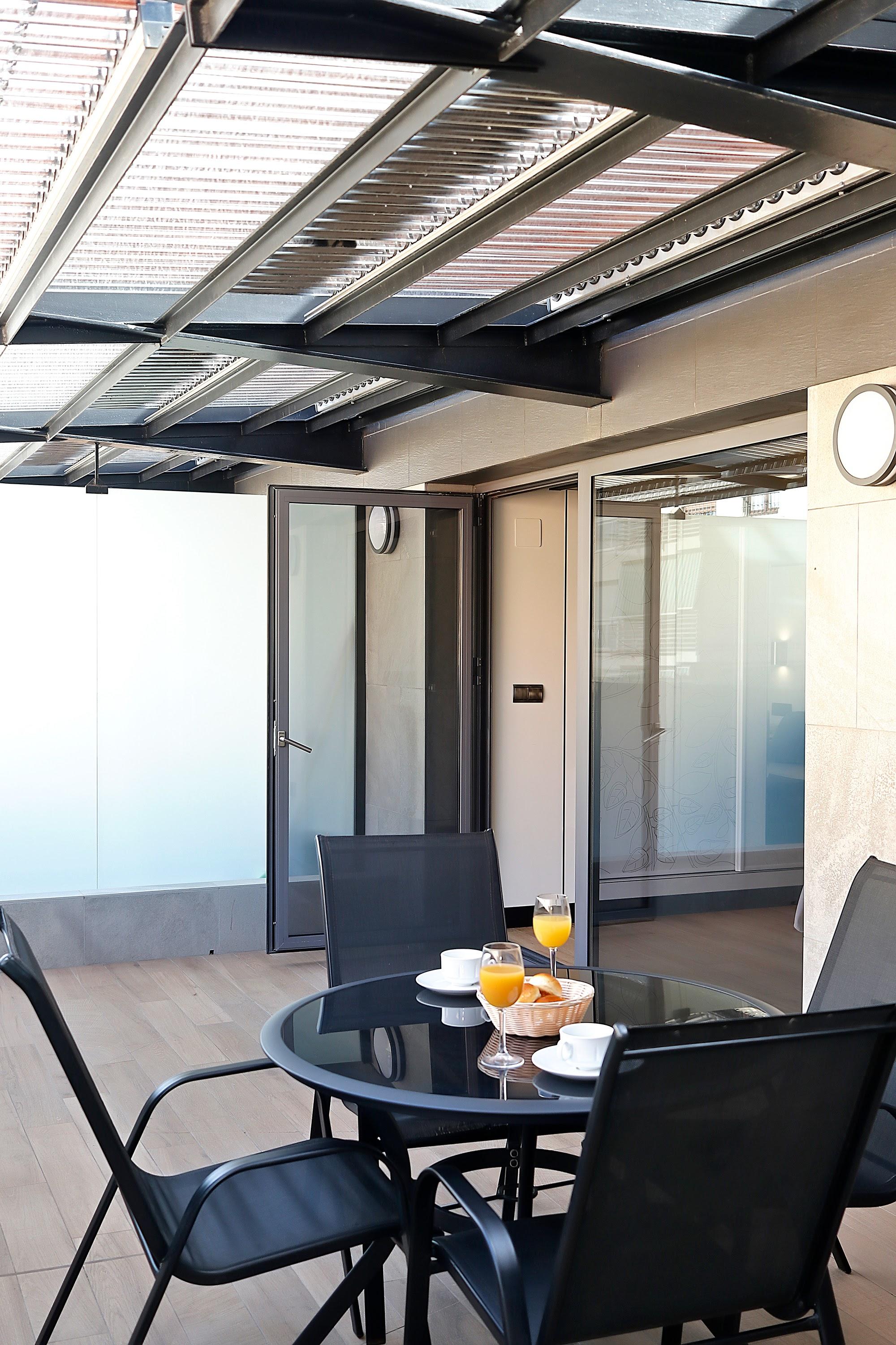 מאלגה Apartamentos Suites Oficentro Deluxe מראה חיצוני תמונה