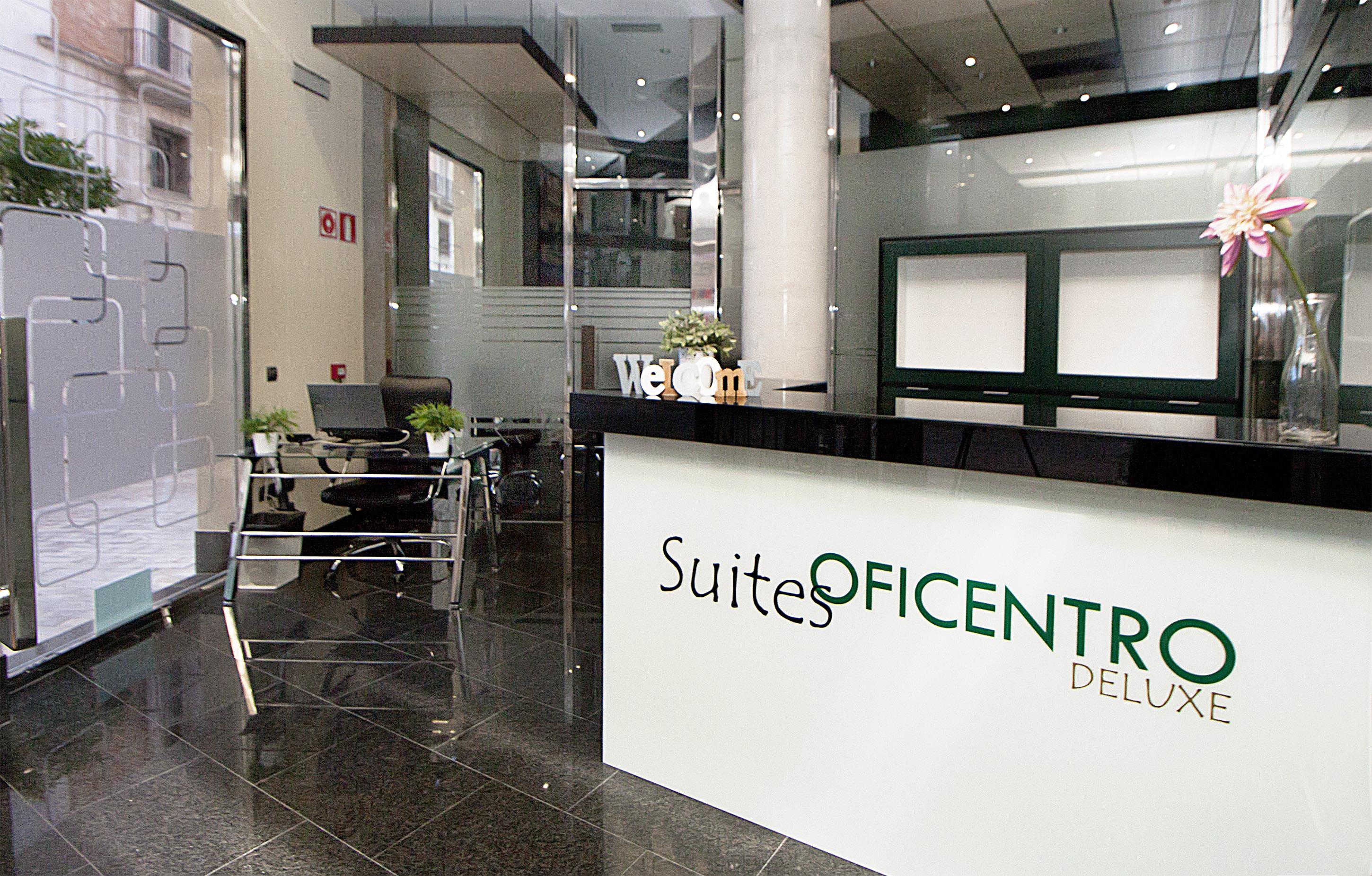 מאלגה Apartamentos Suites Oficentro Deluxe מראה חיצוני תמונה