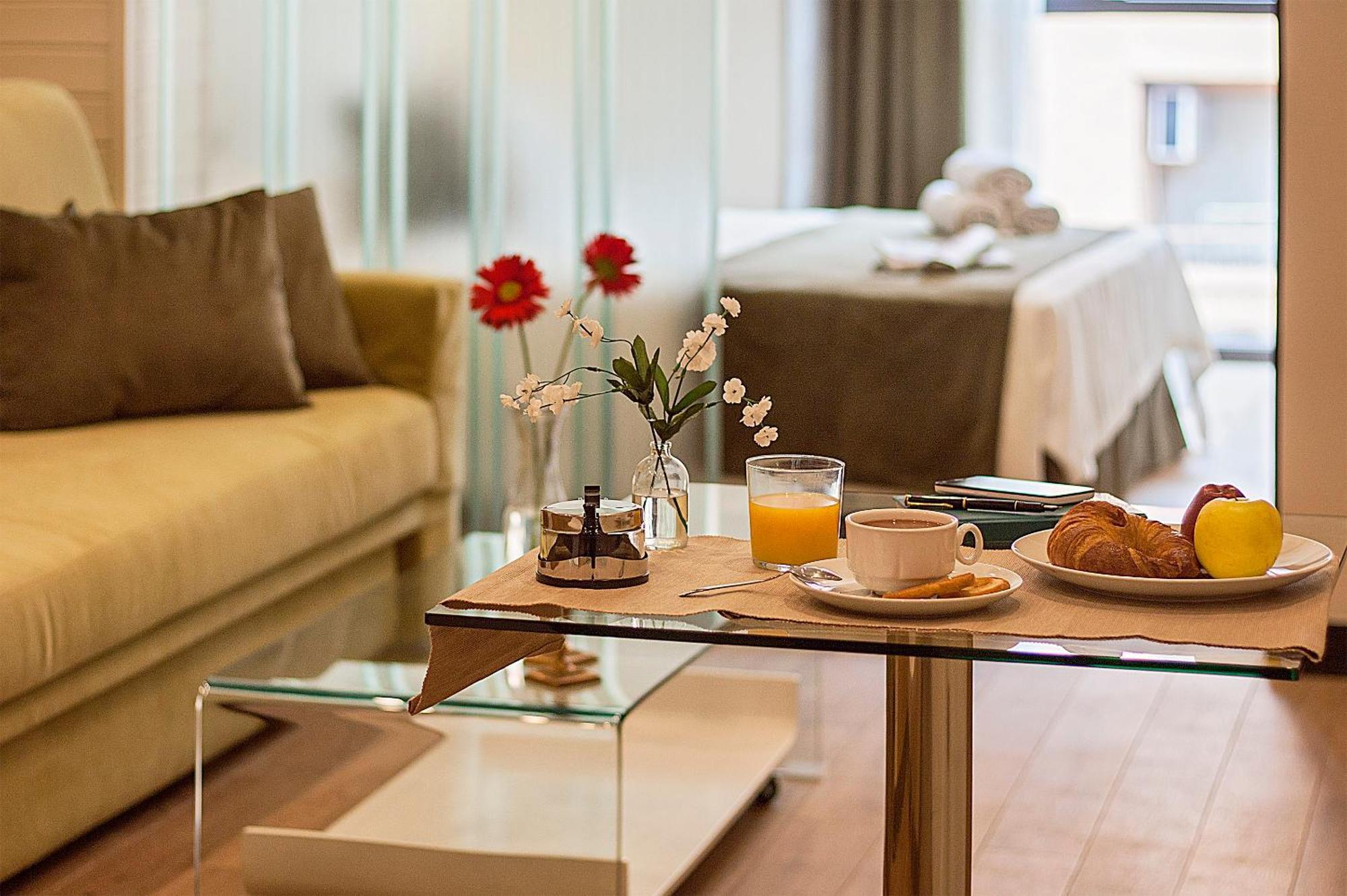 מאלגה Apartamentos Suites Oficentro Deluxe חדר תמונה