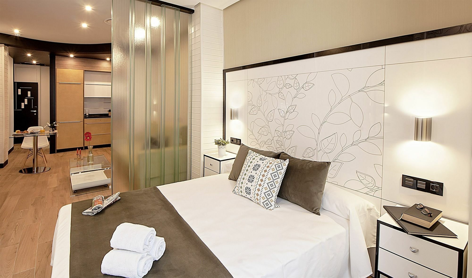 מאלגה Apartamentos Suites Oficentro Deluxe מראה חיצוני תמונה